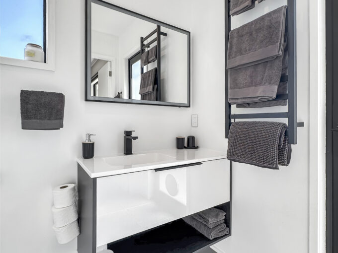 Harakeke Retreat Bathroom